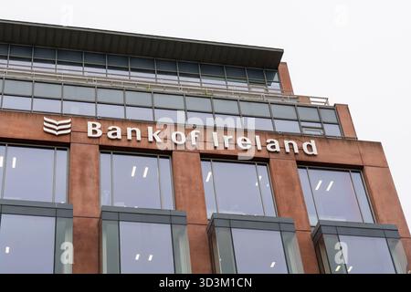 Bank of Ireland Schild auf dem Gebäude. Belfast, Nordirland, Vereinigtes Königreich. Stockfoto