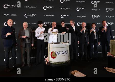 Die drei Gründer von Nobu: Meir Teper, Robert de Niro und Chefkoch Nobu Matsuhisa nahmen am 6. November 2025 in Rom Teil Stockfoto