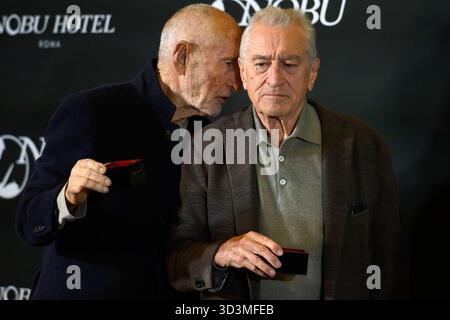 Rom, Italien. November 2025. Filmproduzent und Geschäftsmann Meir Teper und Schauspieler Robert de Niro nehmen an der „Sake-Zeremonie“ zur Eröffnung des Nobu Hotels in der Via Veneto in Rom (Italien) am 6. November 2025 teil. Quelle: Insidefoto/Alamy Live News Stockfoto