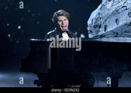 Milano, Trasmissione TV „X Factor“ 2025, Terza puntata Nella foto: Pierci Stockfoto