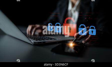 Digitales Sicherheitskonzept, das einen Cybersicherheitsverstoß veranschaulicht, mit einem roten, freigeschalteten Vorhängeschloss, das die Datensicherheit in sicheren Systemen anzeigt Stockfoto