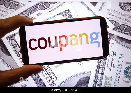 Polen. September 2025. In dieser Abbildung wird das Firmenlogo von Coupang auf einem Smartphone-Bildschirm angezeigt. Quelle: SOPA Images Limited/Alamy Live News Stockfoto