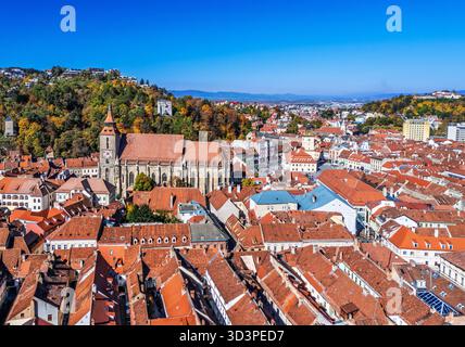 Brasov, Rumänien. Luftbild der Altstadt. Stockfoto