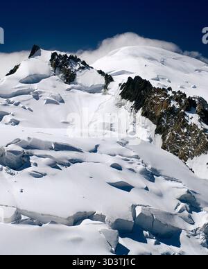 Blick auf den Gipfel des Berges Blanc, Hochsavoyen, Frankreich Stockfoto