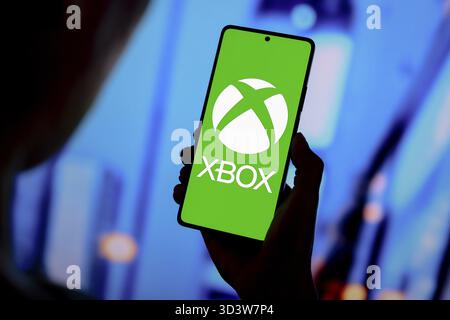 12. September 2024, Paraguay. In dieser Abbildung wird das Xbox-Logo auf einem Smartphone-Bildschirm angezeigt Stockfoto
