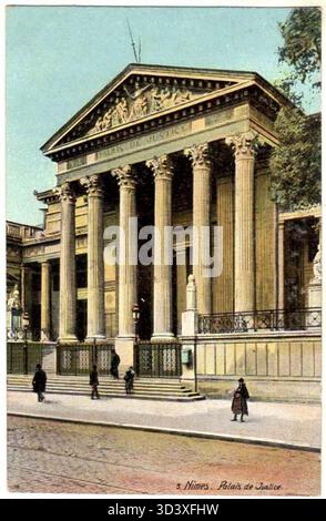 Diese farbige Postkarte von 1900 bis 1910 zeigt das Justizpalais in Nîmes, ein bedeutendes öffentliches Gebäude der Stadt. Es repräsentiert das juristische und architektonische Erbe von Nîmes. Stockfoto