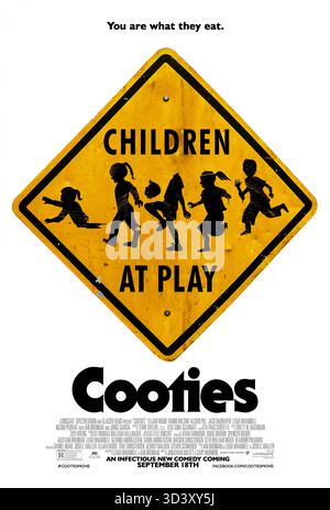 Cooties (2014) von Jonathan Milott und Cary Murnion mit Elijah Wood, Alison Pill und Rainn Wilson. Grundschullehrer müssen kämpfen, um zu überleben, wenn ein Virus die Kinder in wilde Monster verwandelt. US-Poster NUR FÜR REDAKTIONELLE ZWECKE. Quelle: BFA/Lionsgate Stockfoto