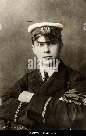Jack Phillips, der junge Marconi-Betreiber an Bord der RMS Titanic, hat Seenotssignale gesendet, um sicherzustellen, dass die Carpathia nach dem Untergang des Schiffes im April 1912 eintraf, um Überlebende zu retten. Stockfoto