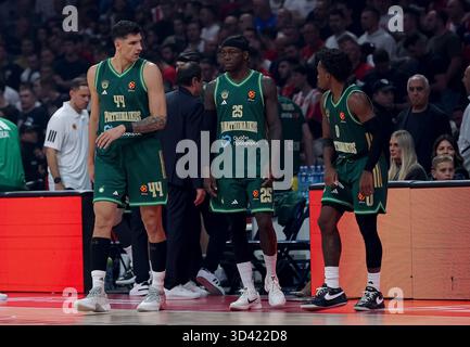 Belgrad, Serbien. November 2025. Konstantinos Mitoglou, Kendrick Nunn und TJ Shorts von Panathinaikos während des Euroleague Basketballspiels zwischen Crvena Stockfoto