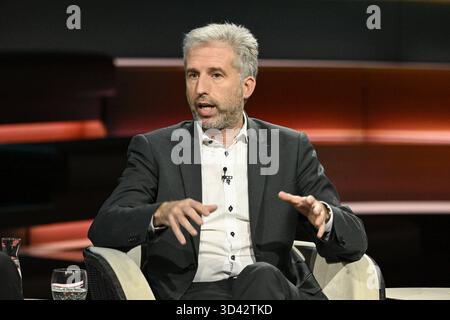 Boris Palmer Politiker 10/25 ihr Boris Palmer am 29. Oktober 2025 in Markus Lanz , ZDF Aufzeichnung vom 28. Oktober 2025 TV Fernsehen Talkshow Talkshow Deutschland deutsch deutscher Mann Politik parteilos parteiloser ex ehemaliger Grüner Grünen ob Oberbürgermeister Tübingen deutscher Politiker Bürgermeister quer halb sitzend sprechend gestikuliert *** Boris Palmer Politiker 10 25 Ihr Boris Palmer am 29. Oktober 2025 in Markus Lanz , ZDF Aufnahme vom 28. Oktober 2025 TV-Talkshow Talkshow Deutschland deutscher deutscher Mann Politik Party-less Ex Green Gr Stockfoto