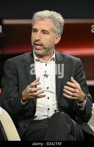 Boris Palmer Politiker 10/25 ihr Boris Palmer am 29. Oktober 2025 in Markus Lanz , ZDF Aufzeichnung vom 28. Oktober 2025 TV Fernsehen Talkshow Talkshow Deutschland deutsch deutscher Mann Politik parteilos parteiloser ex ehemaliger Grüner Grünen ob Oberbürgermeister Tübingen deutscher Politiker Bürgermeister hoch halb sitzend sprechend gestikuliert *** Boris Palmer Politiker 10 25 Ihr Boris Palmer am 29. Oktober 2025 in Markus Lanz , ZDF Aufnahme vom 28. Oktober 2025 TV-Talkshow Talkshow Deutschland Deutsch deutscher Mann Politik Nichtparteigänger Ex Green Gree Stockfoto