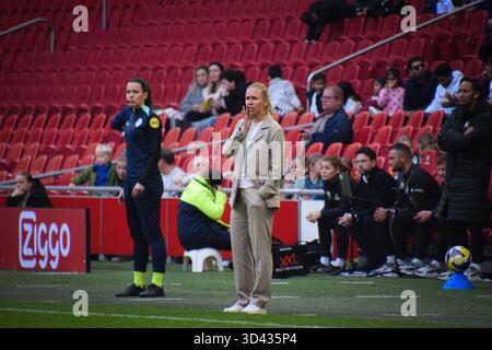 Amsterdam, Niederlande. November 2025. Anouk Bruil (HC Ajax) während des Spiels zwischen Ajax und PSV-Frauen im Johan Cruijff stadion in Amsterdam, Niederlande. Quelle: SPP Sport Pressefoto. /Alamy Live News Stockfoto