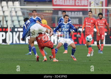 Como, Italien. November 2025. ComoÕs ComoÕs Maxence Caqueret während des Fußballspiels der Serie A zwischen Como und Cagliari im Giuseppe Sinigaglia-Stadion in Como, Norditalien - 8. November 2025 Sport - Fußball. (Foto: Antonio Saia/LaPresse) Credit: LaPresse/Alamy Live News Stockfoto