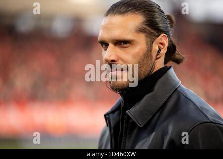 Berlin, Deutschland. November 2025. Christopher Trimmel von der Union Berlin beim Bundesliga-Spiel zwischen 1. FC Union Berlin und FC Bayern München im Stadion an der Alten Foersterei in Berlin. Quelle: Gonzales Photo/Alamy Live News Stockfoto