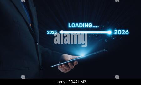 Visualisierung der Verschiebung von 2025 auf 2026. Fortschrittsbalken symbolisiert Fortschritt, strategische Vorausschau, jährliche Zielsetzung und Unternehmenstransformation Stockfoto