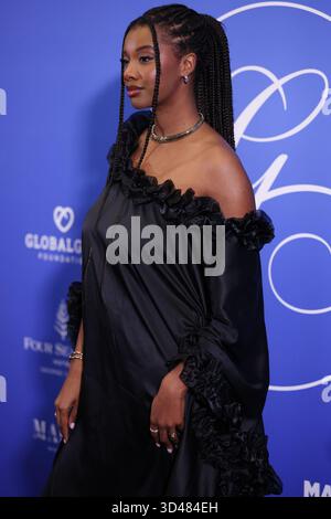 Paris, Frankreich. November 2025. Ein Teilnehmer beim Global Gift Gala Paris 2025 Photocall im Four Seasons George V Hotel am 8. November 2025 in Paris Frankreich. (Foto: F.BLAISE/ÙPtertainment/SIPA USA) Credit: SIPA USA/Alamy Live News Stockfoto