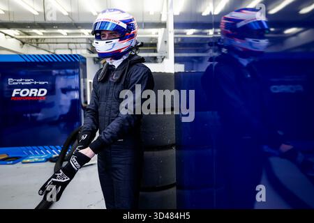 SARGEANT Logan (usa), Proton Competition, Ford Mustang LMGT3 #77, LM GT3, Aktion während des Rookie-Tests 2025 der FIA Langstrecken-Weltmeisterschaft 2025, am 9. November 2025 auf dem Bahrain International Circuit in Sakhir, Bahrain - Foto Julien Delfosse/DPPI Credit: DPPI Media/Alamy Live News Stockfoto