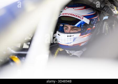 SARGEANT Logan (usa), Proton Competition, Ford Mustang LMGT3 #77, LM GT3, Aktion während des Rookie Tests der FIA World Endurance Championship 2025 2025, am 9. November 2025 auf dem Bahrain International Circuit in Sakhir, Bahrain Stockfoto