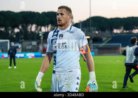 Empoli, Italien. November 2025. Andrea Fulignati (Empoli FC) während des Spiels Empoli FC gegen US Catanzaro, italienischer Fußball Serie B in Empoli, Italien, 08. November 2025 Credit: Independent Photo Agency/Alamy Live News Stockfoto