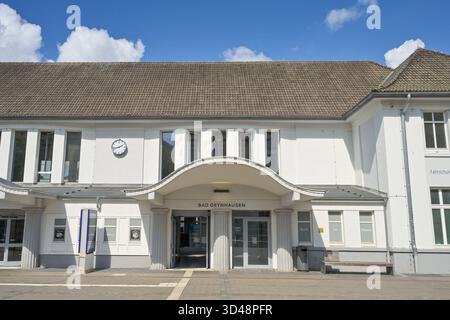Bahnhof, Bad Oeynhausen, Kreis Minden-Lübbecke, Nordrhein-Westfalen, Deutschland *** Bahnhof, Bad Oeynhausen, Bezirk Minden Lübbecke, Nordrhein-Westfalen, Deutschland Stockfoto