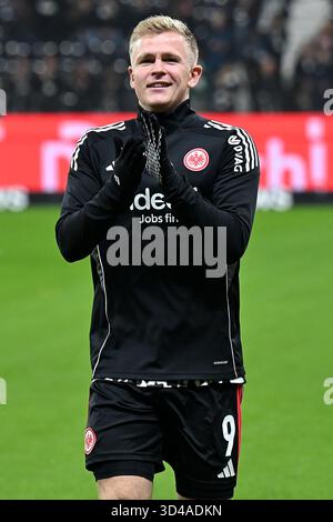 Frankfurt, Deutschland. November 2025. Fußball 1. Bundesliga 10. Spieltag Eintracht Frankfurt - 1. FSV Mainz 05 am 09.11.2025 im Deutsche Bank Park in Frankfurt Jonathan Burkardt ( Frankfurt ) DFL-Vorschriften verbieten jede Verwendung von Fotografien als Bildsequenzen und/oder Quasi-Video. Foto: Revierfoto Credit: ddp Media GmbH/Alamy Live News Stockfoto