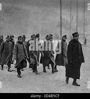 Die französische Bildunterschrift zeigt Annamiten aus Französisch-Indochina, die während des Ersten Weltkriegs unter Aufsicht trainiert wurden. Kolonialkontingente wurden aus Südostasien gezogen, um die französische Armee zu unterstützen, was die umfassendere globale Beteiligung des Reiches an dem Konflikt widerspiegelt. Veröffentlicht in Le Miroir, 23. Januar 1916. Stockfoto