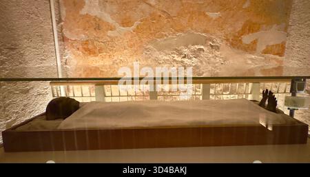 König tut's Mumie, Tal der Könige, Luxor, Ägypten Stockfoto