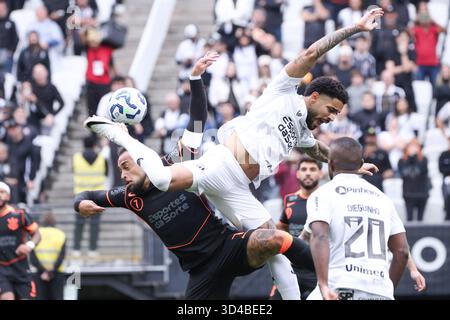 Sao Paulo, Brasilien. November 2025. Maycons von Corinthians während des Spiels gegen Ceará in der 33. Runde der brasilianischen Meisterschaft, in der Neo Química Arena, in der Ostzone von São Paulo, an diesem Sonntag, dem 9. Platz. Quelle: Brazil Photo Press/Alamy Live News Stockfoto
