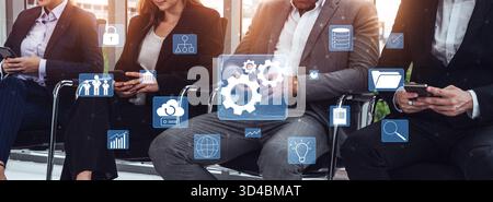 Ein Konzept des Geschäftsbetriebs und der Integration von Unternehmenssystemen. Die Komponenten eines Unternehmens, einschließlich Sicherheit, Daten und Cloud-Infrastruktur Stockfoto