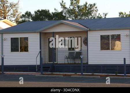 Temora, NSW, Australien. November 2025. Skylodge Temora, 1A Tom Moon Ave, Temora NSW 2666. Quelle: Richard Milnes/Alamy Stockfoto