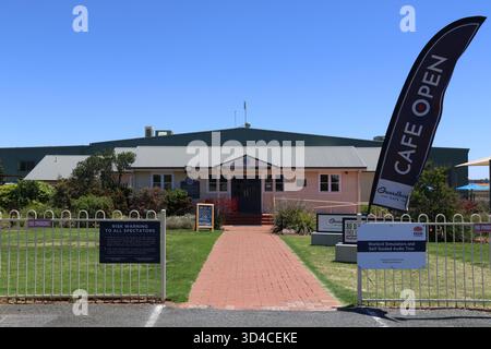 Temora, NSW, Australien. November 2025. Das 1999 gegründete Temora Aviation Museum zeigt eine der weltweit besten Sammlungen fliegenden Hi Stockfoto