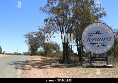 Temora, NSW, Australien. November 2025. Das 1999 gegründete Temora Aviation Museum zeigt eine der weltweit besten Sammlungen fliegenden Hi Stockfoto