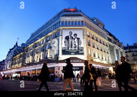Paris, Frankreich. November 2025. Die Abbildung zeigt einen Shein-Laden bei BHV in Paris, Frankreich am 8. November 2025. Foto: Alain Apaydin/ABACAPRESS.COM Credit: Abaca Press/Alamy Live News Stockfoto