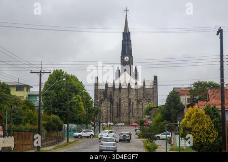 Die Hauptkirche der Muttergottes von Lourdes in Canela, RS, Brasilien Stockfoto