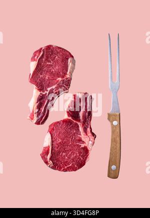 Rohe, ungekochte Rindersteak isoliert Stockfoto