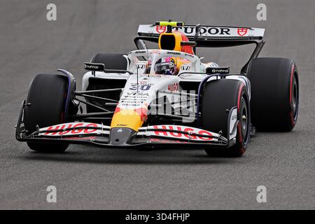 Sao Paulo, Brasilien. November 2025. Liam Lawson (NZL) Visa Cash App RB Formel-1-Team VCARB 02 Honda während des Formel-1-Wettbewerbs in Brasilien beim Autodromo Jose Carlos Pace am 9. November 2025 in Sao Paulo, Brasilien. Foto: Heuler Andrey/DiaEsportivo/Alamy Live News Credit: DiaEsportivo/Alamy Live News Stockfoto