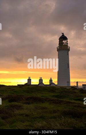 Mull of Galloway Lighthouse bei Sonnenaufgang, Schottland September Stockfoto