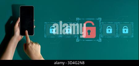 Digitales Sicherheitskonzept, das einen Cybersicherheitsverstoß veranschaulicht, mit einem roten, freigeschalteten Vorhängeschloss, das die Datensicherheit in sicheren Systemen anzeigt Stockfoto