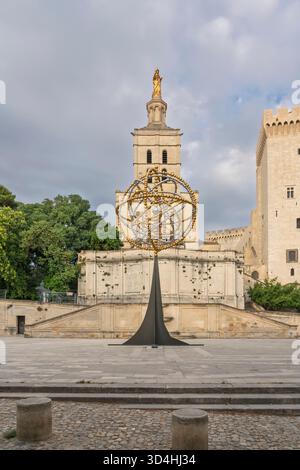 Papstplatz in Avignon, Luberon, Provence, Frankreich, Europa. Stockfoto