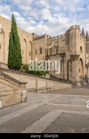 Papstplatz in Avignon, Luberon, Provence, Frankreich, Europa. Stockfoto