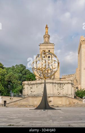Papstplatz in Avignon, Luberon, Provence, Frankreich, Europa. Stockfoto