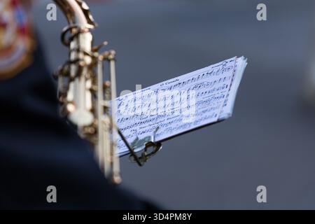 Vancouver, British Columbia, Kanada. November 2025. Zeremonie zum Gedenktag am Victory Square in Vancouver, British Columbia (Kreditbild: © Ryan Walter Wagner/ZUMA Press Wire) NUR REDAKTIONELLE VERWENDUNG! Nicht für kommerzielle ZWECKE! Stockfoto