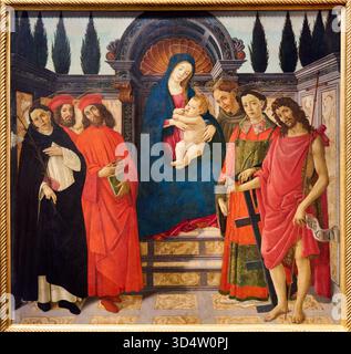 Madonna und Kind mit Heiligen, Pala del Trebbio, 1480-1500, ALESSANDRO FILIPEPI bekannt als SANDRO BOTTICELLI (Firenze, 1445-1510), Galleria dell'Accademia, Florenz, Firenze, Toskana, Italien. Stockfoto