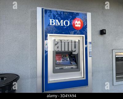 Lafayette, Usa. Oktober 2025. Automated Teller Machine (ATM) für BMO Bank, Lafayette, Kalifornien, 17. Oktober 2025. (Foto: Smith Collection/Gado/SIPA USA) Credit: SIPA USA/Alamy Live News Stockfoto