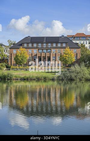 Deutsche Krebsgesellschaft, Bürogebäude Kuno-Fischer Park, Lietzensee, Charlottenburg, Berlin, Deutschland Stockfoto