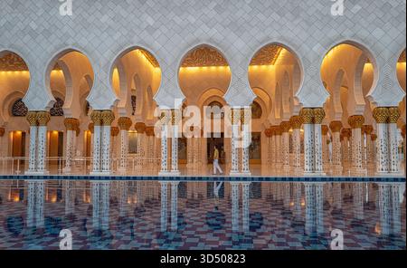 Abu Dhabi Sheikh Zayed Moschee Stockfoto