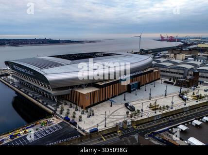 Aktenfoto vom 24.08.2025 aus der Vogelperspektive des Hill Dickinson Stadium, Heimat von Everton. England wird sein erstes Spiel der Euro 2028 im Manchester Etihad Stadium ausspielen, wenn sie sich direkt qualifizieren. Die anderen Gastgeber der Republik Irland, Schottland und Wales werden alle Gruppenspiele zu Hause ausspielen. Das Turnier wurde offiziell bei einer Veranstaltung im Zentrum Londons am Mittwoch gestartet, bei der auch der Spielplan enthüllt wurde. Ausgabedatum: Mittwoch, 12. November 2025. Stockfoto
