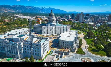 Utah State Capitol Construction Crane Downtown Salt Lake City Wasatch Mountains Stockfoto