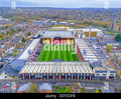Luftbild des Vicarage Road Stadium, dem Heimstadion des Watford Football Club. November 2025 Stockfoto