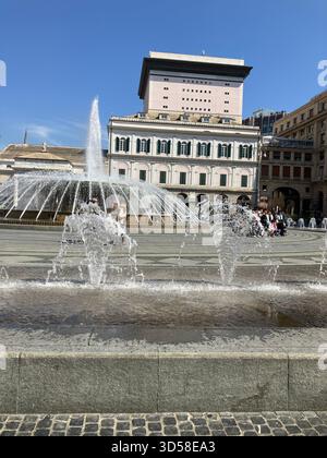 Italien. Genua. Brunnen der Piazza Raffaele de Ferrari. Stockfoto